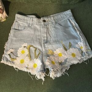 Daisy high waist shorts